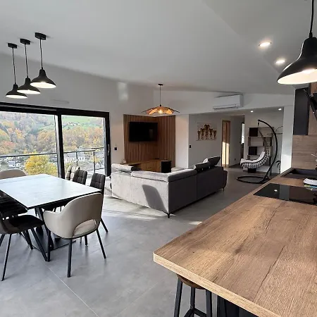 Domek alpejski Prestige Climatise Avec Sauna Et Jacuzzi Fréland