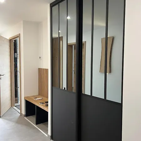 シャレー Prestige Climatise Avec Sauna Et Jacuzzi *