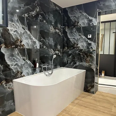 Domek alpejski Prestige Climatise Avec Sauna Et Jacuzzi *