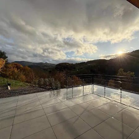 Domek alpejski Prestige Climatise Avec Sauna Et Jacuzzi *