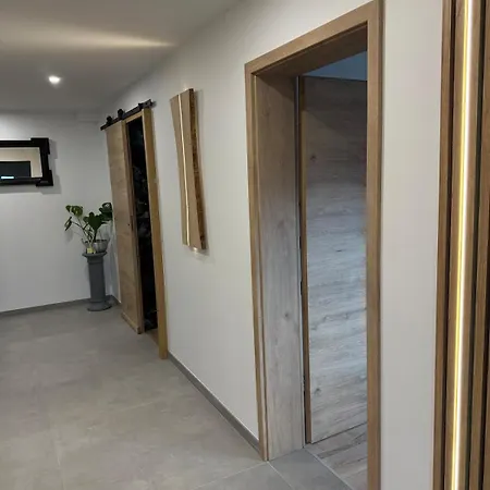 Domek alpejski Prestige Climatise Avec Sauna Et Jacuzzi *