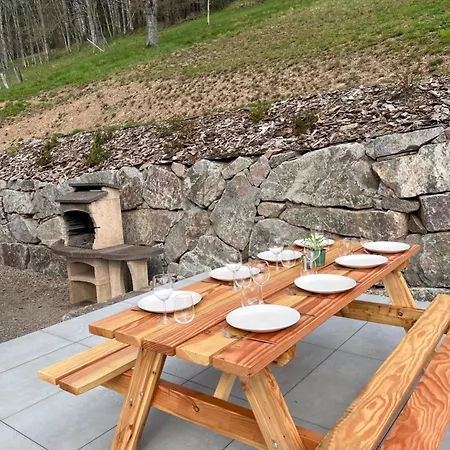 Prestige Climatise Avec Sauna Et Jacuzzi בקתה