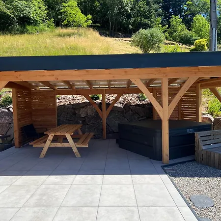 Domek alpejski Prestige Climatise Avec Sauna Et Jacuzzi Fréland